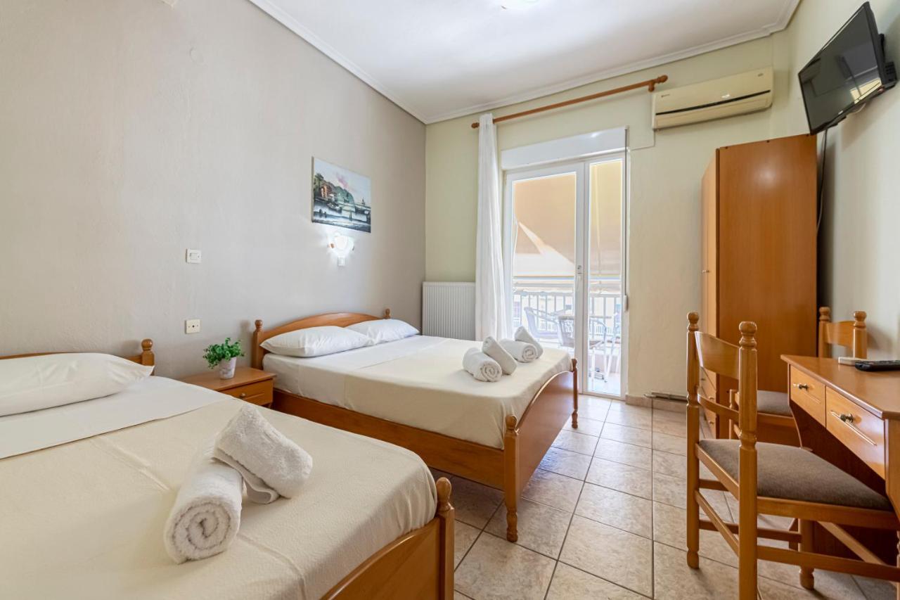 Lucia Hotel Paralia Екстериор снимка