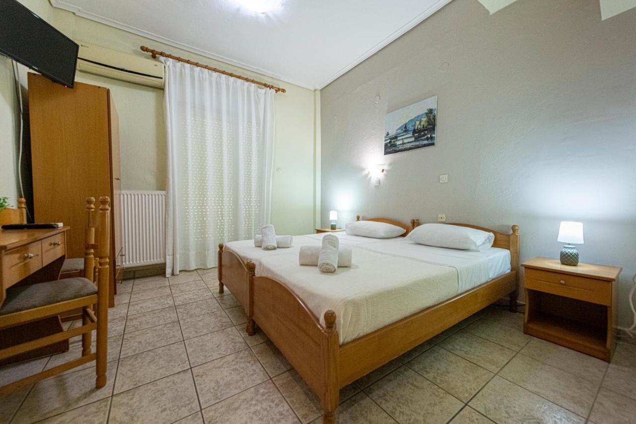 Lucia Hotel Paralia Екстериор снимка