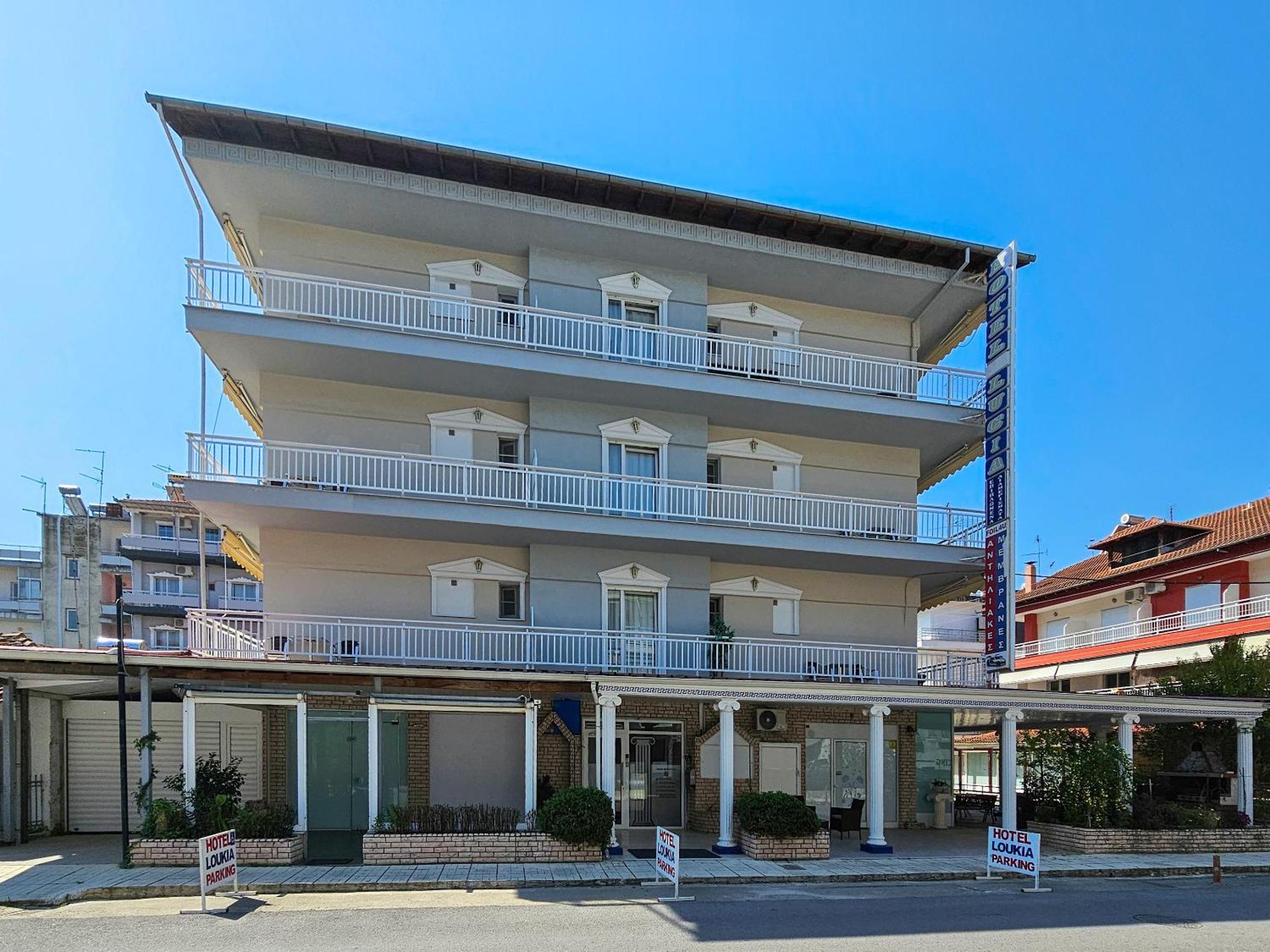 Lucia Hotel Paralia Екстериор снимка