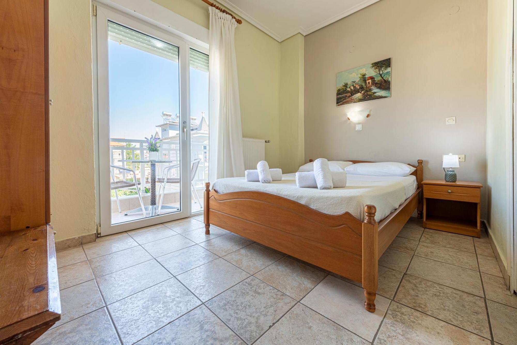 Lucia Hotel Paralia Екстериор снимка